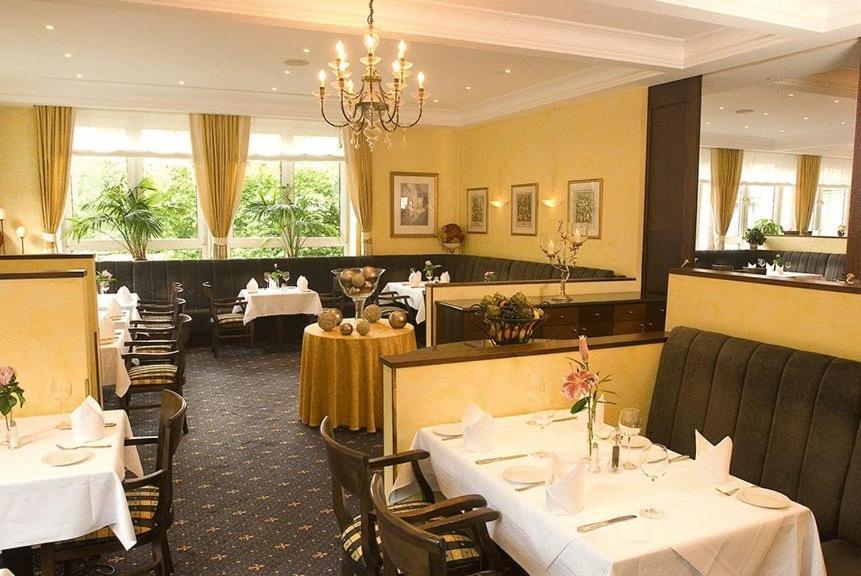 Parkhotel Am Taunus Oberursel Eksteriør bilde
