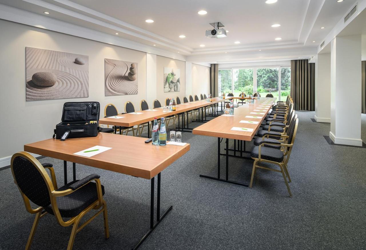 Parkhotel Am Taunus Oberursel Eksteriør bilde