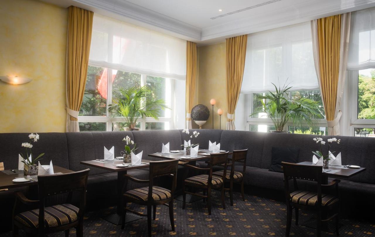 Parkhotel Am Taunus Oberursel Eksteriør bilde