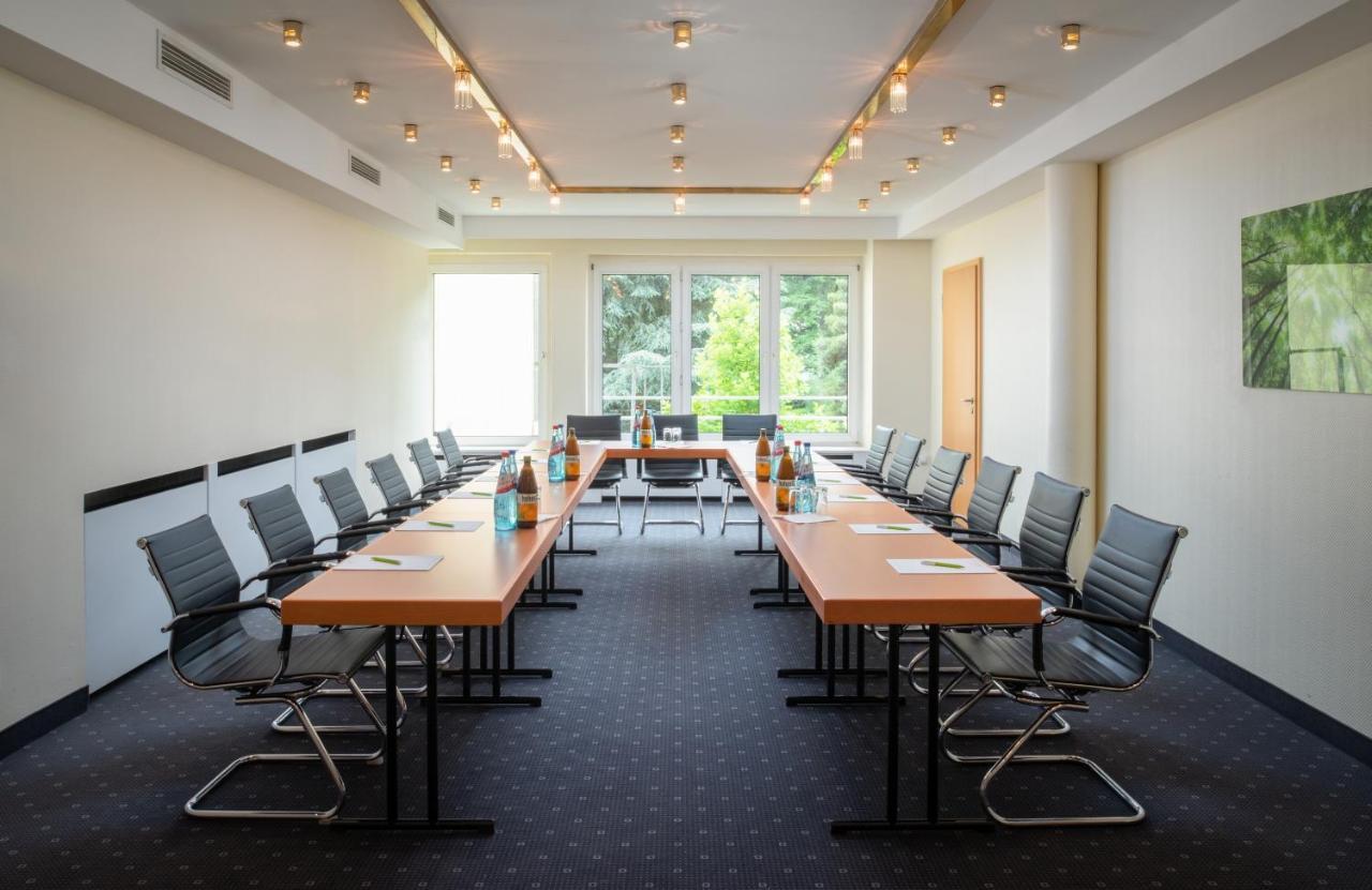 Parkhotel Am Taunus Oberursel Eksteriør bilde